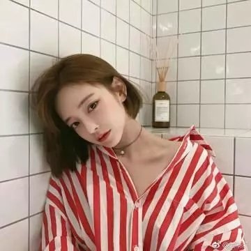某一天封面